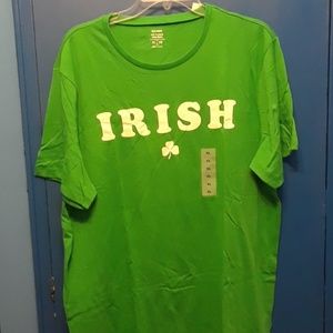Old Navy St. Pattricks day T-shirt